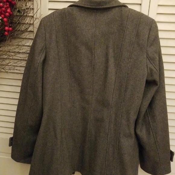 Jacket - Picture 2 of 8